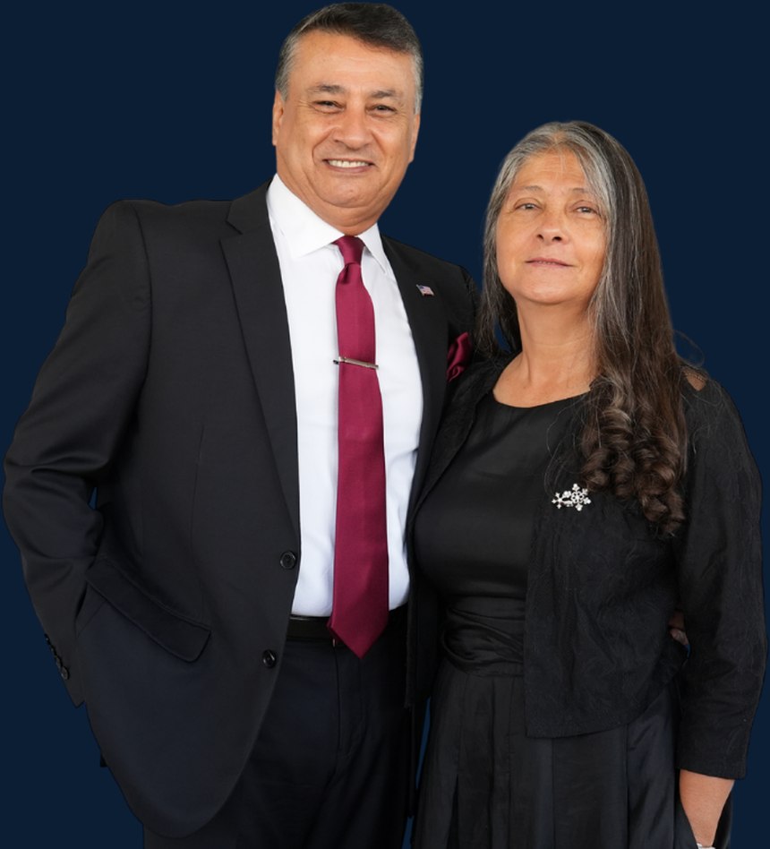 Pastor Jaime Jiménez y su esposa María Elena Jiménez — Iglesia Cristo Vive, West Palm Beach
