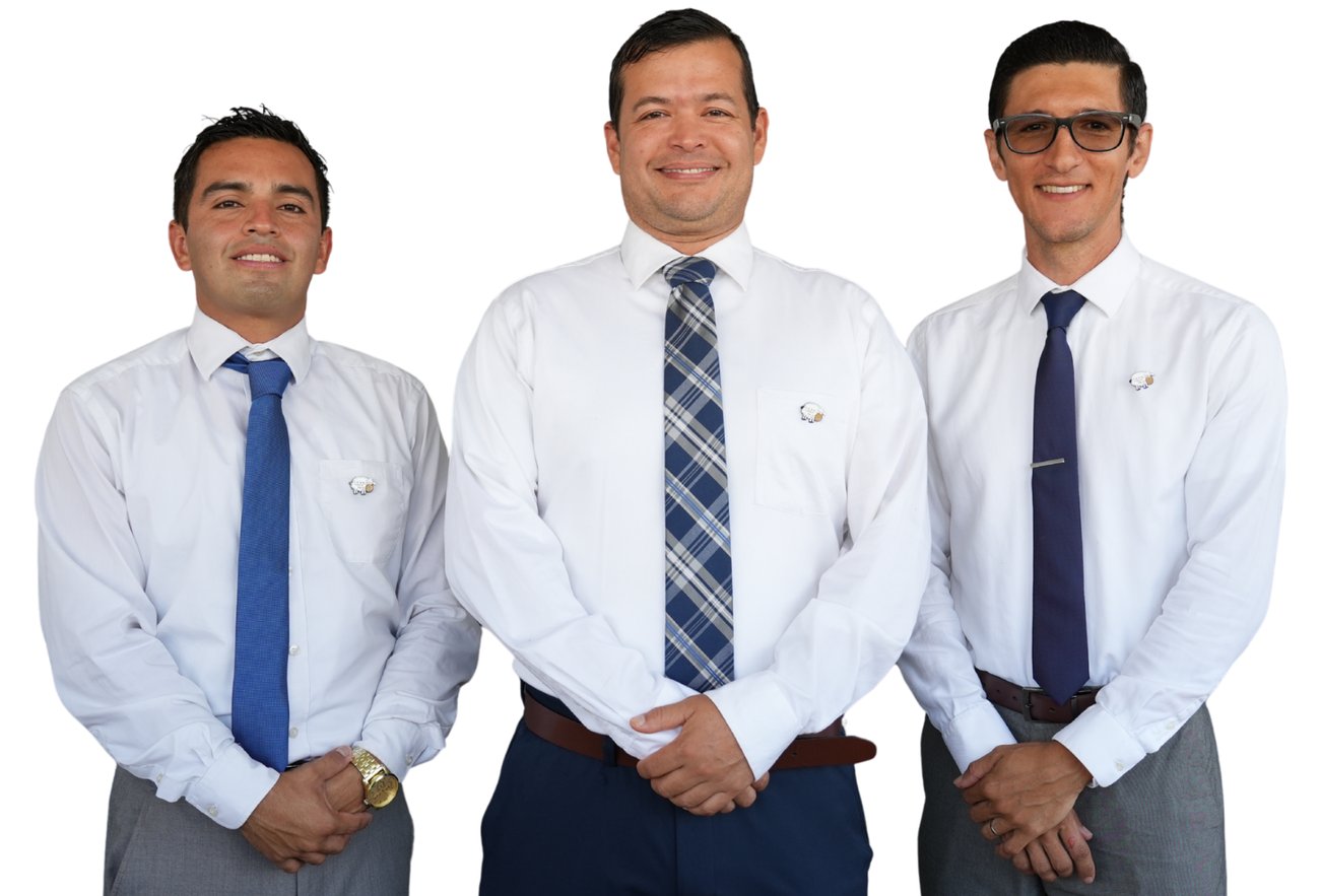 Hermanos que realizan las visitas y los estudios bíblicos en casa de Iglesia Cristo Vive, West Palm Beach