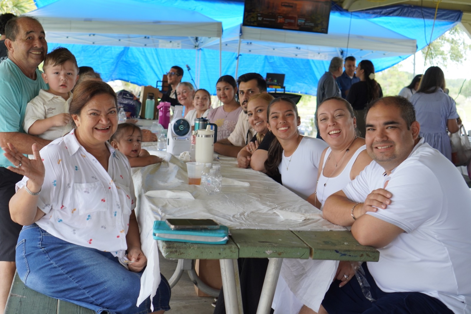 Un momento de la vida de Iglesia Cristo Vive, West Palm Beach.